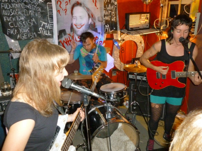 Song of the Day #687 – Dogjaw Song of the Day #687 – Dogjaw
