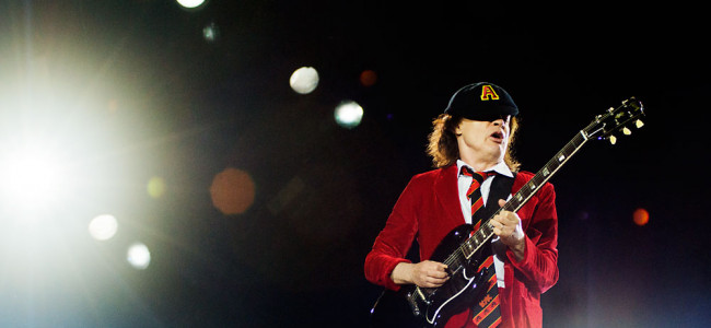 In Photos: AC/DC + The Hives + Kingswood @ QSAC, Brisbane, 12.11.2015 In Photos: AC/DC + The Hives + Kingswood @ QSAC, Brisbane, 12.11.2015
