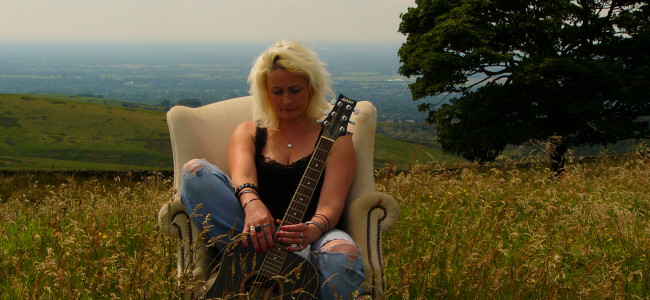 “A big mix of everything”: Hannah Meets Natalie Joan “A big mix of everything”: Hannah Meets Natalie Joan
