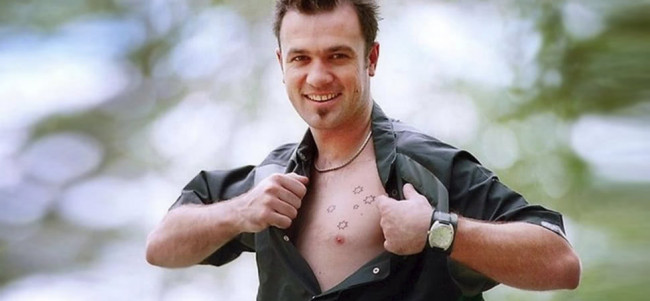 Does Shannon Noll Hate Women?